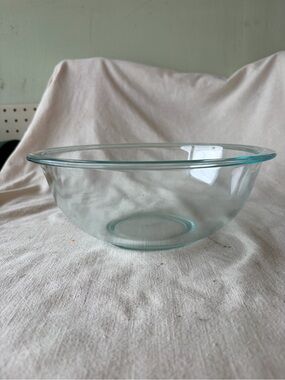 Posh Clear Glass Mixing Bowl - Light Blue Tint